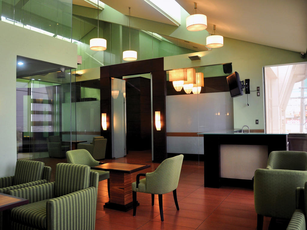 Soleste Suites Кесон Сити Екстериор снимка